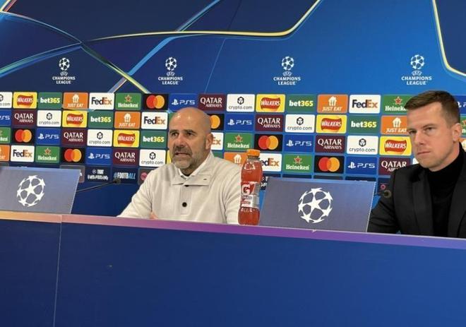 广东宏远标配！两新星完成入队仪式 球迷调侃厂家赶紧打钱（广东宏远惯例操作！两新星正式报到，球迷玩笑：厂家快打款）