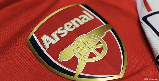 NBA湖人主场大胜快船（湖人在主场大比分击败快船）