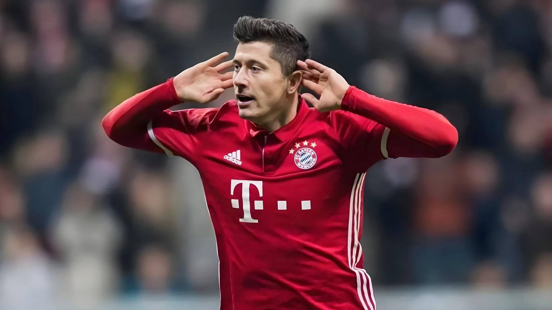 利物浦本赛季状态低迷，引援失误和阵容问题导致萨拉赫被冷宫，球队内部矛盾加剧。（利物浦赛季表现不佳：引援不当、阵容失衡致萨拉赫遭雪藏，队内矛盾升级）