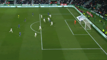 足球报：张外龙这几年一直关注铜梁龙，冲超后他独坐良久（足球报：张外龙多年关注铜梁龙，升入中超后他独自坐了很久）